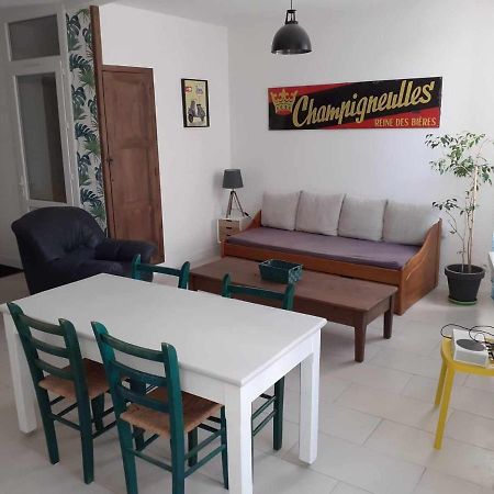 Grand T3 Calme Et Lumineux 4-6 Personnes Villa Moux Екстериор снимка